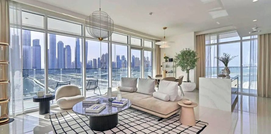 Apartment de 2 dormitorios en BEACH VISTA TOWER 2 EMAAR Beachfront, UAE No. 95696