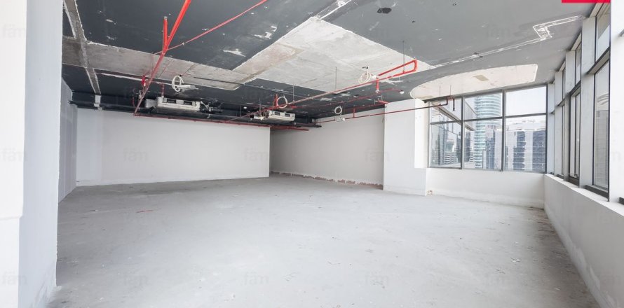 117.8m² Office in Dubai, UAE No. 198592
