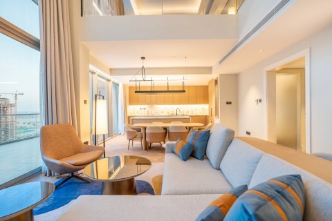 Penthouse de 2 dormitorios en Al Barsha, UAE No. 156297