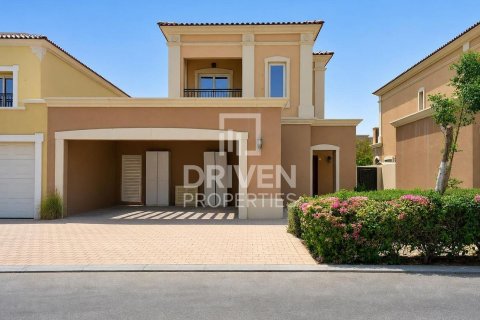 3 غرف نوم فيلا في Villanova, الإمارات العربية المتحدة رقم 207501