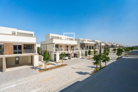 4 غرف نوم فيلا في Aura, الإمارات العربية المتحدة رقم 192123 23