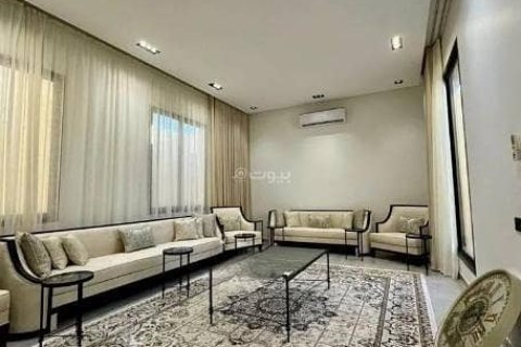 7 bedrooms Villa in Riyadh, Saudi Arabia No. 61335 3