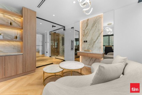 160.9m² Office in Dubai, UAE No. 186248