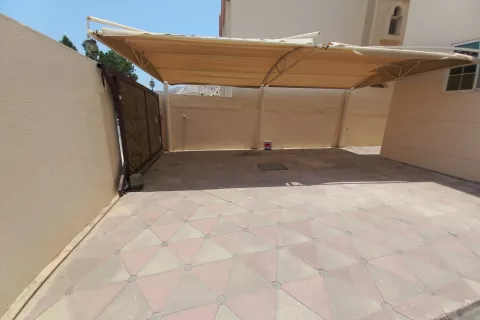 Villa de 3 chambres à Muscat, Oman No. 104841 4