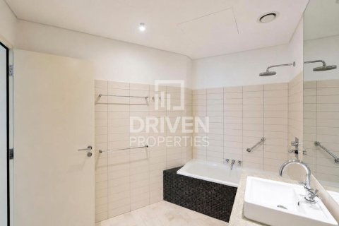 2 غرف نوم شقة في Sheikh Zayed Road, الإمارات العربية المتحدة رقم 192287 14