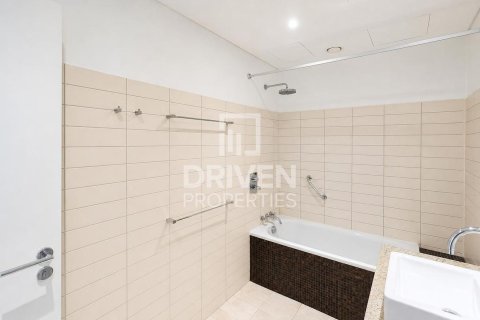 2 غرف نوم شقة في Sheikh Zayed Road, الإمارات العربية المتحدة رقم 192285 16