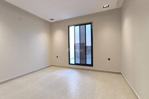 7 bedrooms Villa in Riyadh, Saudi Arabia No. 61135 6