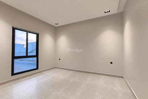 7 bedrooms Villa in Riyadh, Saudi Arabia No. 61135 12