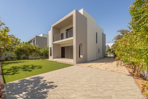 5 bedrooms Villa in Dubai Hills Estate, UAE No. 202930