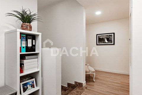 Townhouse de 4 dormitorios en Dubai Land, UAE No. 198494 9