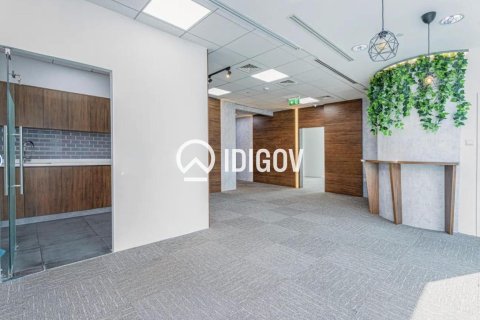 165.92m² Office in Business Bay, UAE No. 185276