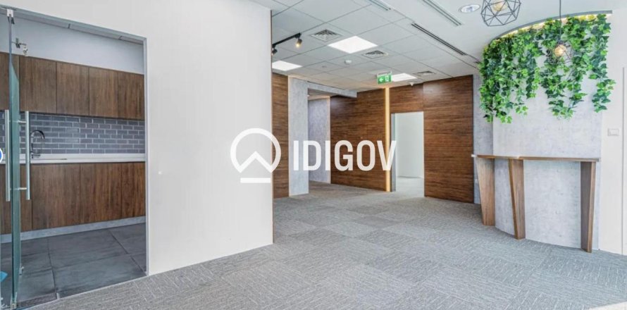 165.92m² Office in Business Bay, UAE No. 185276