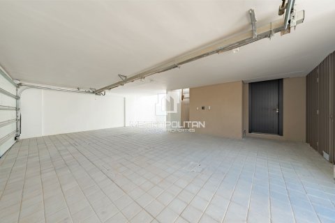 5 bedrooms Villa in Al Furjan, UAE No. 129913 10