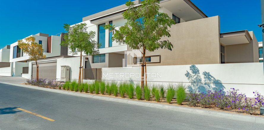 5 bedrooms Villa in Al Furjan, UAE No. 129913