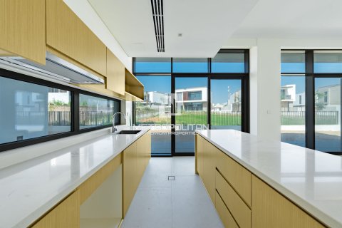 5 bedrooms Villa in Al Furjan, UAE No. 129913 4