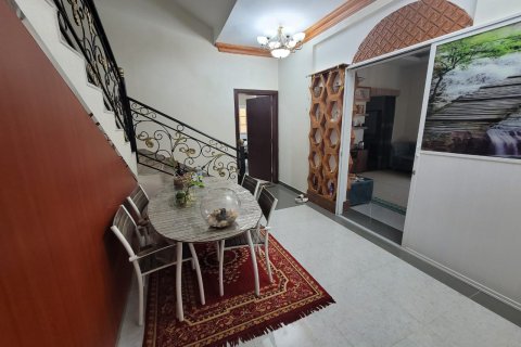5 bedrooms Villa in Muscat, Oman No. 54506 5