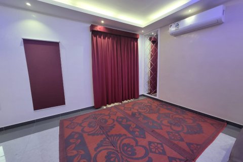 5 bedrooms Villa in Muscat, Oman No. 54506 3