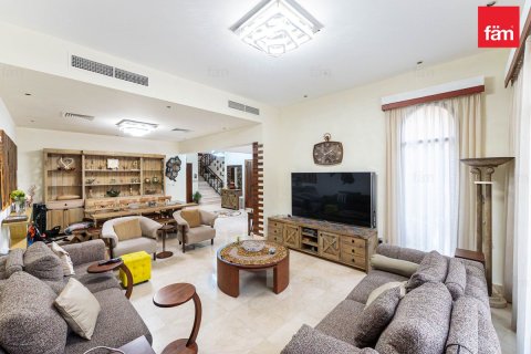 4 bedrooms Townhouse in Dubai, UAE No. 203419