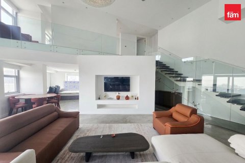 1 bedroom Penthouse in Business Bay, UAE No. 186534 4