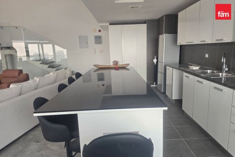 1 bedroom Penthouse in Business Bay, UAE No. 186534 12