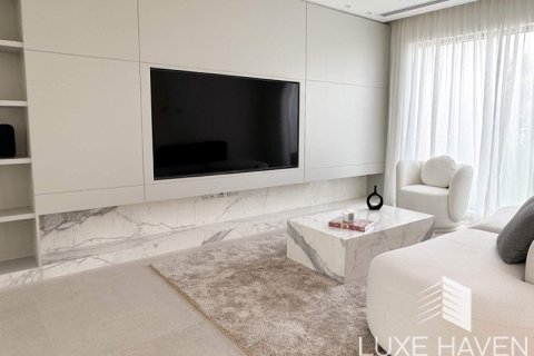 4 bedrooms Villa in Jumeirah Islands, UAE No. 9141 21