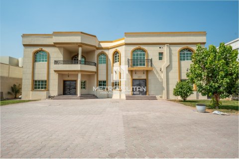 Villa de 9 chambres à Al Barsha, UAE No. 129175