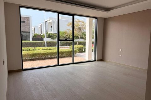 7 bedrooms Villa in DAMAC Hills (Akoya by DAMAC), UAE No. 187664 4