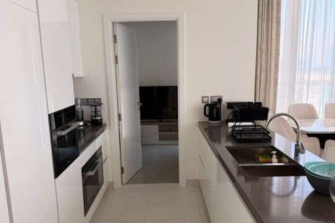 2 bedrooms Apartment in Dubai, UAE No. 187663 10