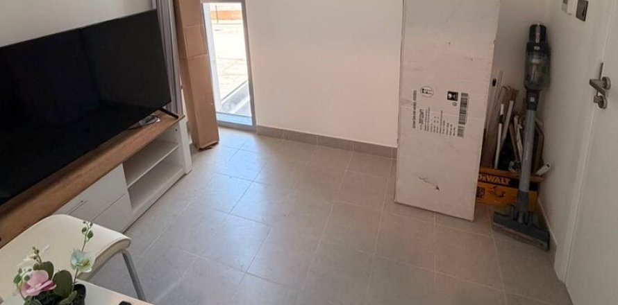 2 bedrooms Apartment in Dubai, UAE No. 187663