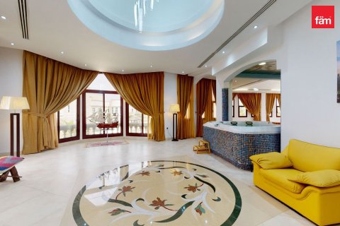 8 bedrooms Villa in Dubai, UAE No. 205231