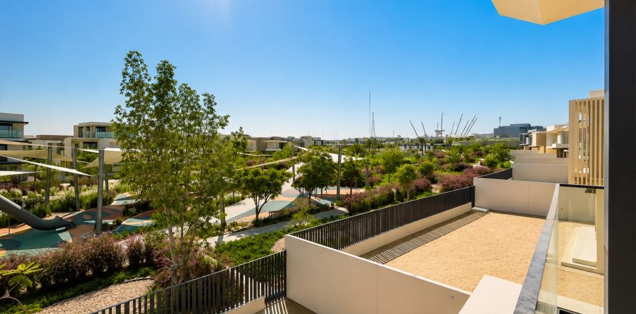 5 bedrooms Villa in Jebel Ali, UAE No. 195055
