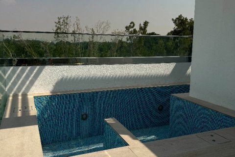Villa de 4 dormitorios en Dubai, UAE No. 143815 16