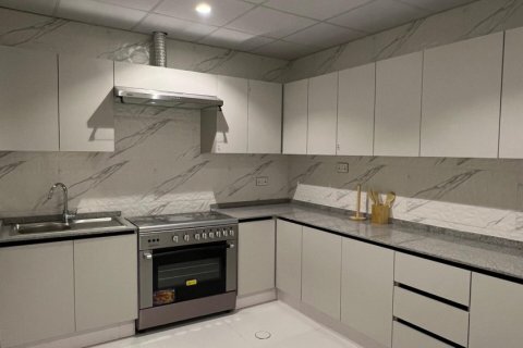 Apartment de 2 dormitorios en Muscat, Oman No. 54728 9