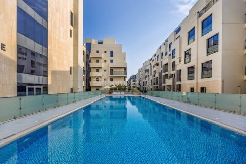 Apartment de 3 dormitorios en Mirdif Hills, UAE No. 167011