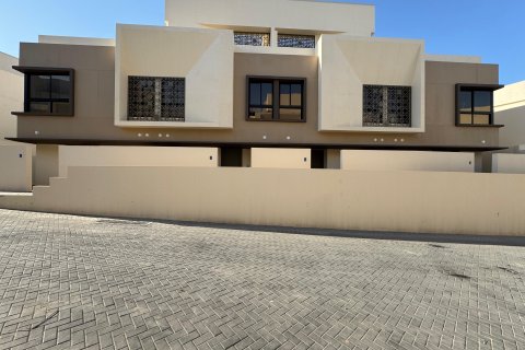 3 bedrooms Villa in Muscat, Oman No. 54276