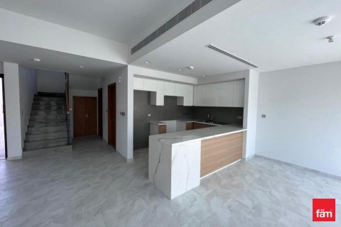3 bedrooms Townhouse in Dubai, UAE No. 167385