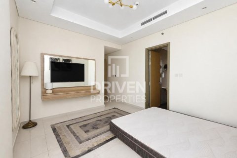 Квартира с 2 спальнями в Paramount Tower Hotel & Residences, ОАЭ №199891 8