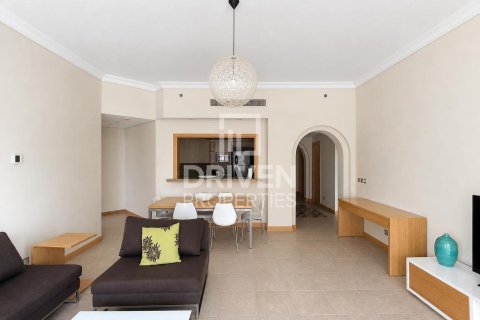 2 غرف نوم شقة في Shoreline Apartments, الإمارات العربية المتحدة رقم 192318 3