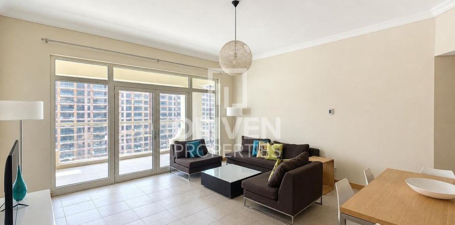 2 غرف نوم شقة في Shoreline Apartments, الإمارات العربية المتحدة رقم 192318