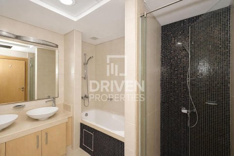 2 غرف نوم شقة في Shoreline Apartments, الإمارات العربية المتحدة رقم 192318 19