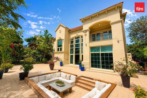 4 bedrooms Villa in Jumeirah Islands, UAE No. 210700