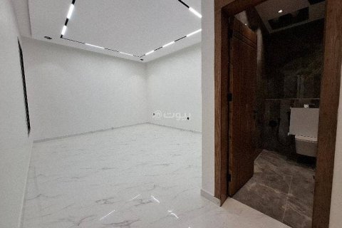 Квартира с 3 спальнями в Эр-Рияд, Саудовская Аравия №60378 11