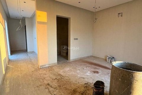 Villa de 4 chambres à Khobar, Saudi Arabia No. 60377 9