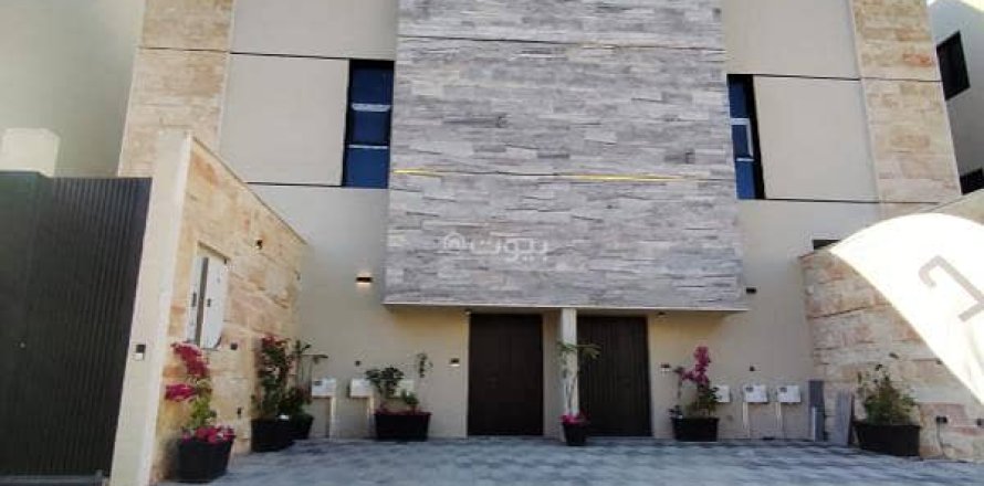 3 bedrooms Apartment in Riyadh, Saudi Arabia No. 61130
