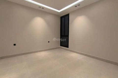 Villa de 5 dormitorios en Riyadh, Saudi Arabia No. 61128 9