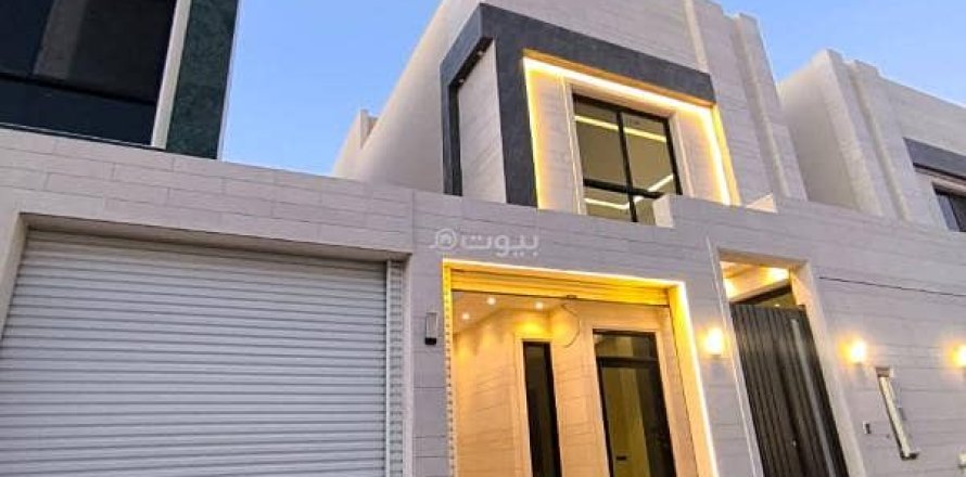 Villa de 5 dormitorios en Riyadh, Saudi Arabia No. 61128