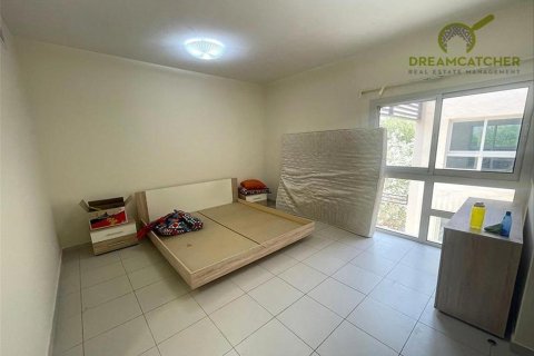 3 bedrooms Villa in Mina Al Arab, UAE No. 33341 10