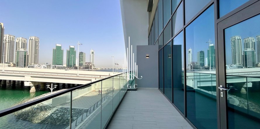 Townhouse de 4 chambres à Tourist Club Area, UAE No. 24520