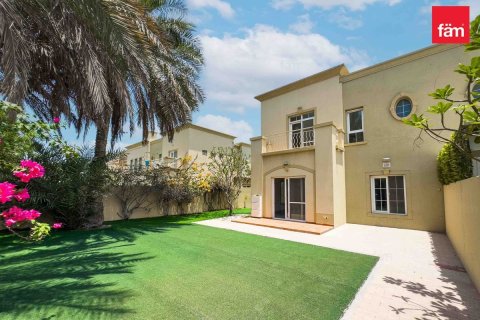 Villa de 3 chambres à Dubai, UAE No. 134202