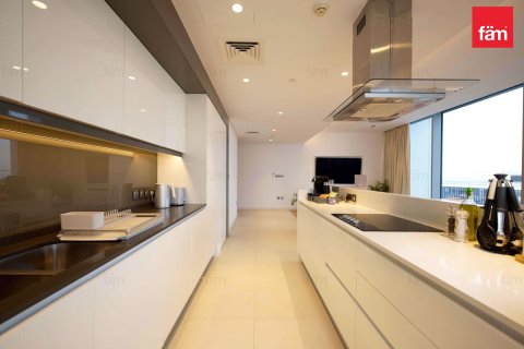 2 bedrooms Apartment in Dubai, UAE No. 165289 4